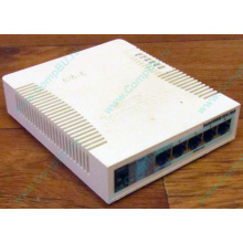 БУ маршрутизатор Mikrotik RB951G-2HnD в Наро-Фоминске, БУ роутер Mikrotik RB951G-2HnD (Наро-Фоминск)